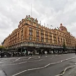 Knightsbridge Cosy 2 Bedroom Central Location